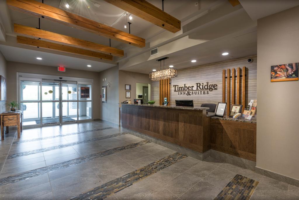 Timber Ridge Inn And Suites Fox Creek Exterior foto